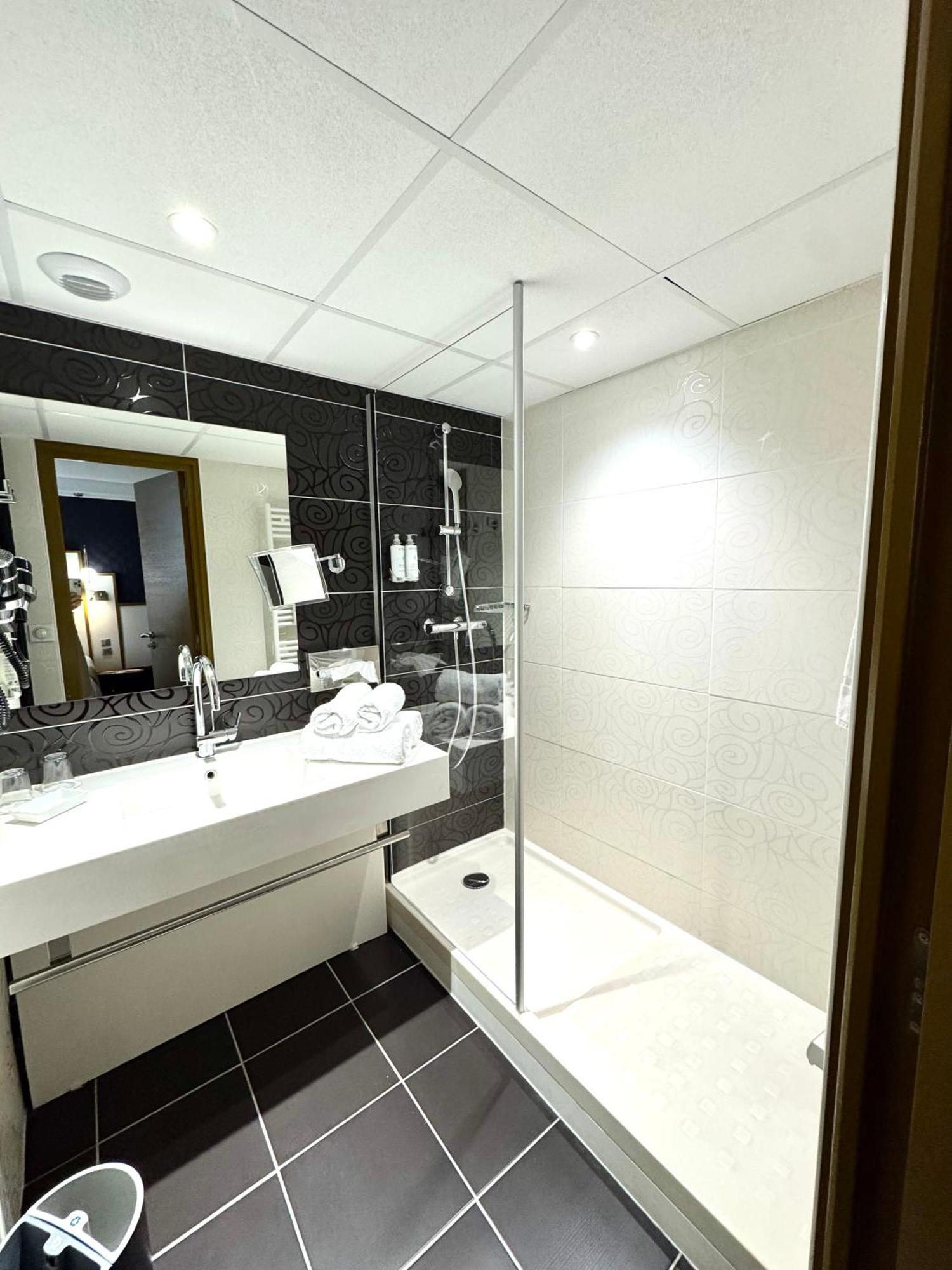 Best Western Hotel Le Quercy Μπριβ-λα-Γκαγιάρντ Εξωτερικό φωτογραφία